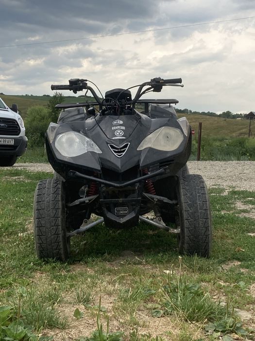 Vand atv e ton verctor 250 sau schimb