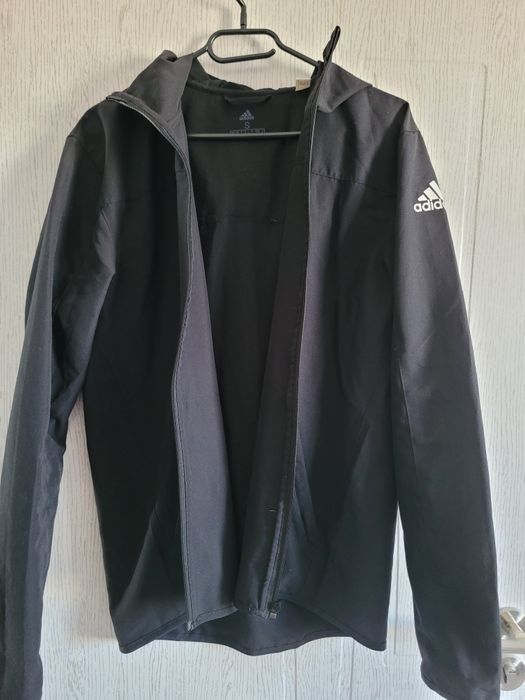 Ангуг Adidas размер М
