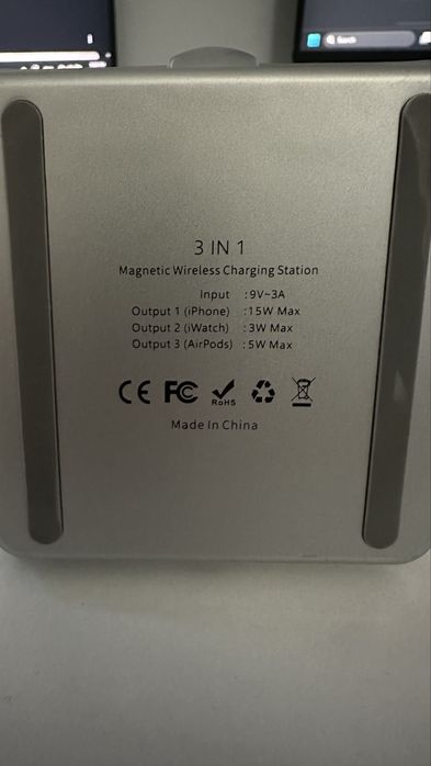 Încărcător wireless 3 in 1 Magsafe iPhone, Airpods, Apple Watch