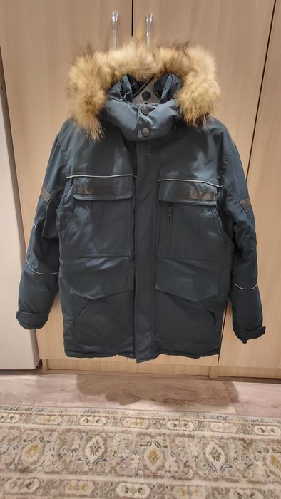 Продам куртку на мальчика