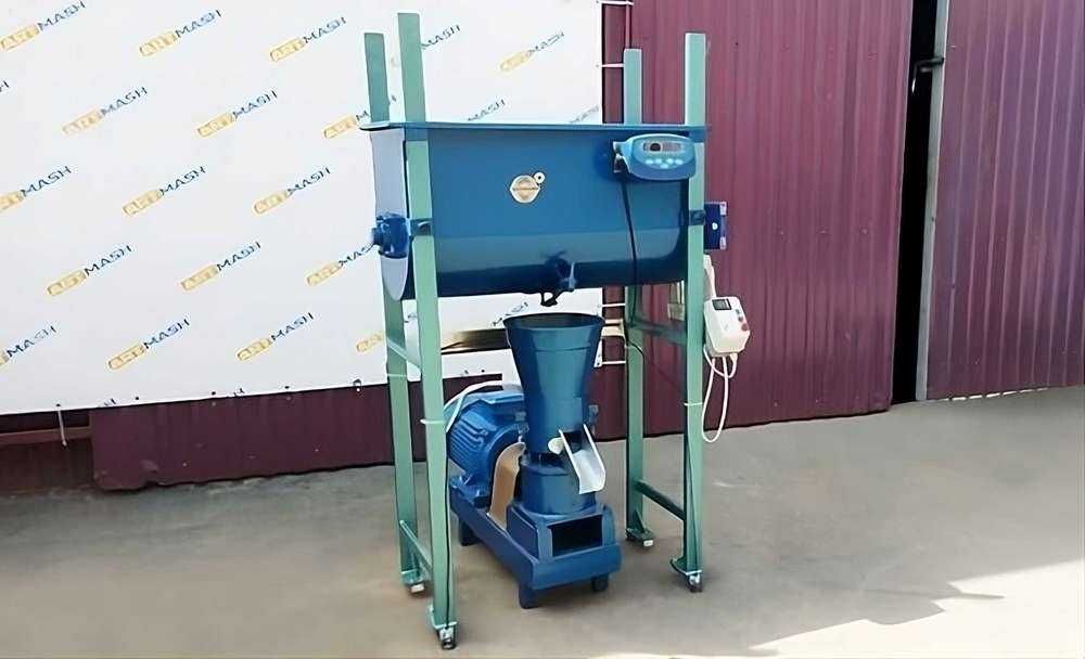 Granulator Presa de peleti din rumegus paie porumb 11 kW cu reductor
