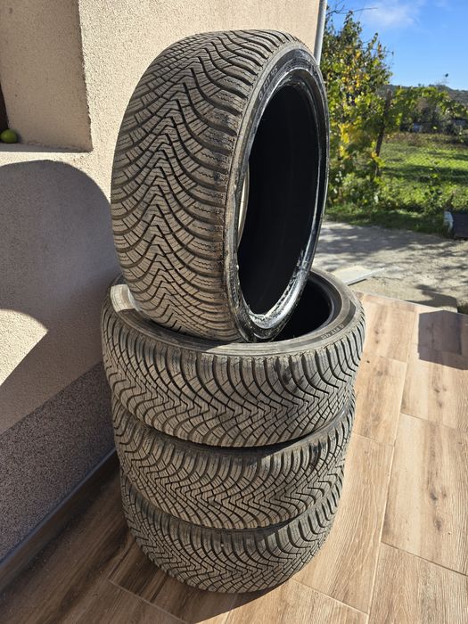 Всесезонни гуми LAUFENN G FIT 4S 225/40/18