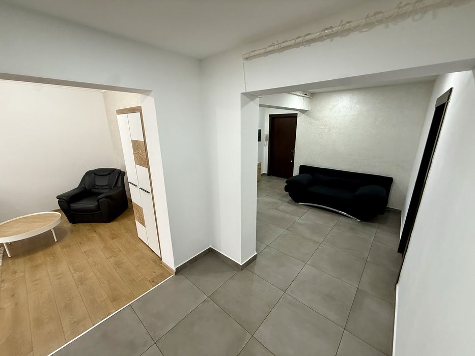 Inchiriez apartament cu 3 camere, complex ANOTIMPURI