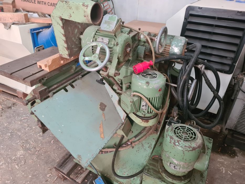 циркуляр фреза пробивна глава  с хидравлична карета,