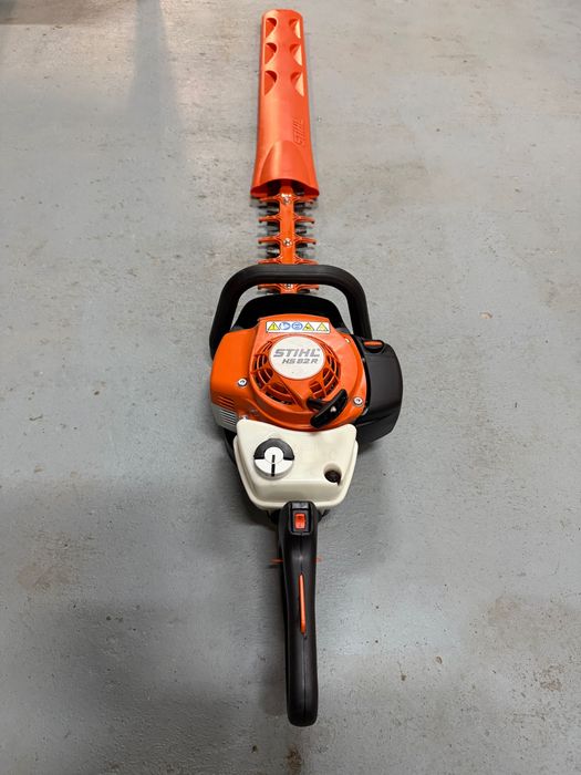 HS 82 R Mașina de tuns gard viu 600MM STIHL
