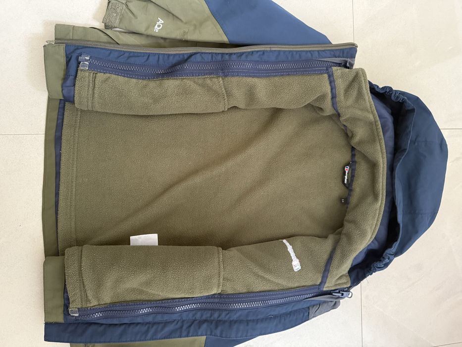 Berghaus водоустойчиво яке 5–6 години – с подвижна поларена подплата