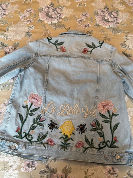 Продам женскую одежду