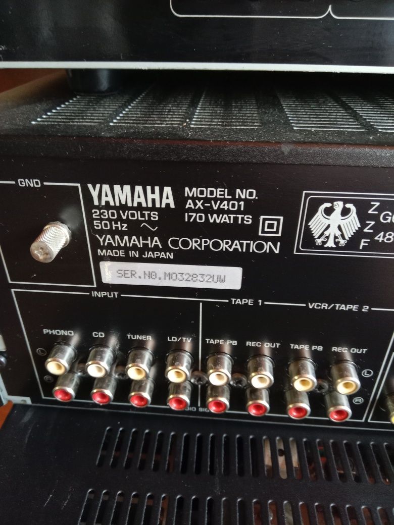 Усилвател-ресийвър YAMAHA -отличен.