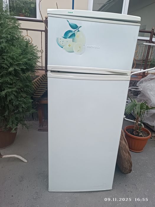 Холодильник продам