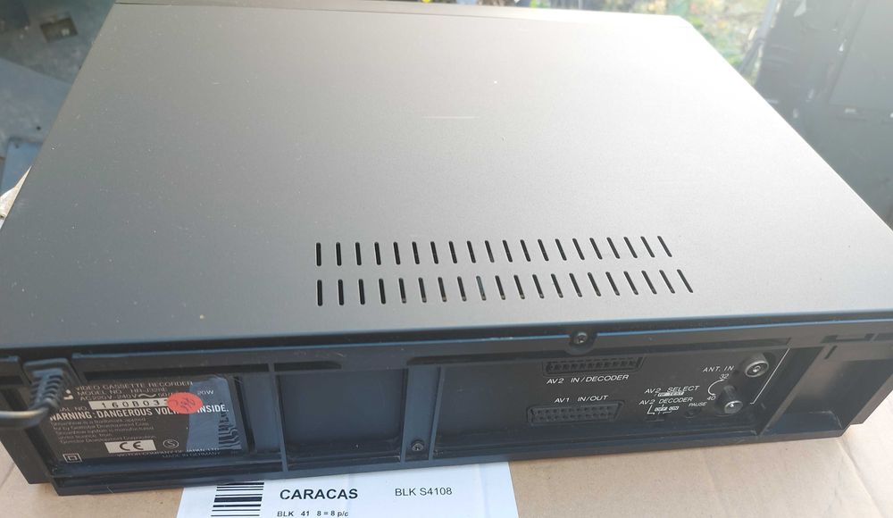 JVC HR-J328E VHS Video Cassette Recorder