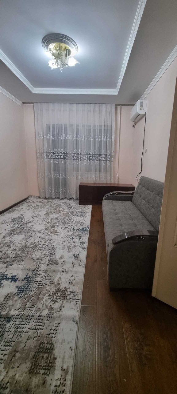 Arenda Kvartira Yakkasaroy 2/1/5 400$