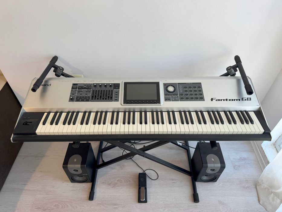 Синтезатор Roland Fantom G8 Клавир