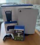 Продавам PS5 с 2 контролера + 7 игри