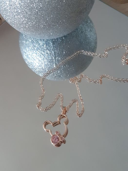 Lantisoare diverse modele