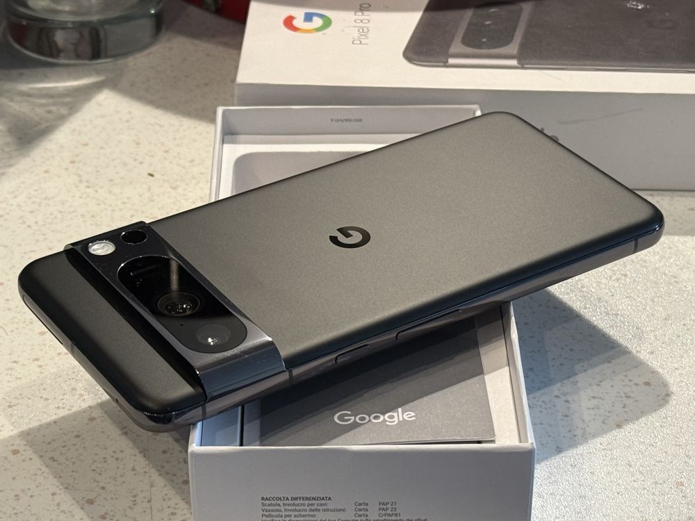 Google Pixel 8 Pro 5G 128GB 12GB RAM Dual Obsidian Black  – Като НОВ!