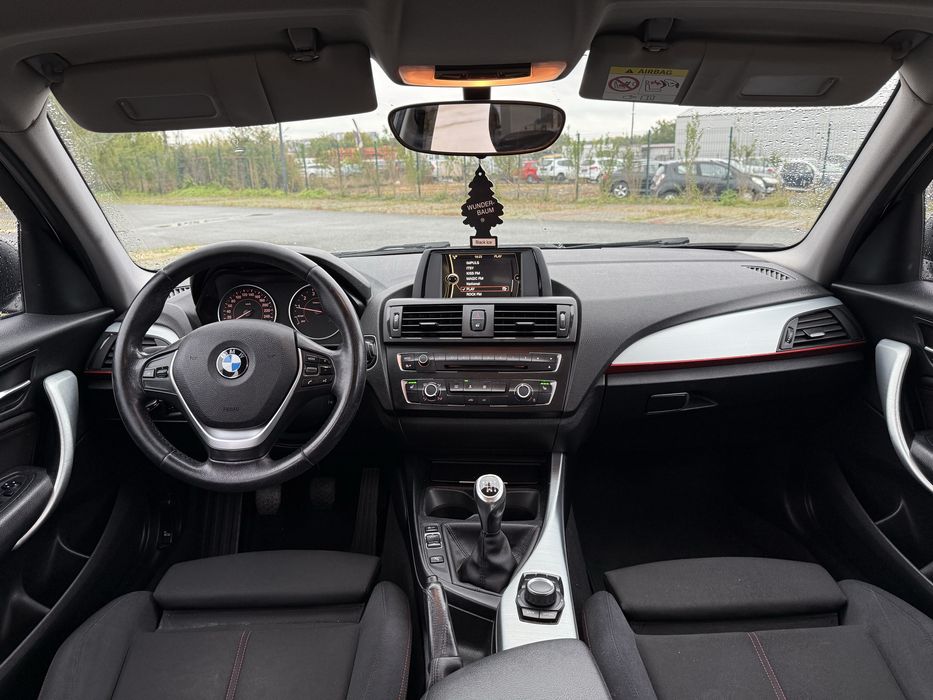 Bmw 116i•2015•SportLine•Cutie manuala 6+1•Rate•Variante