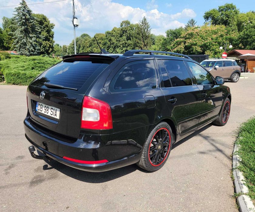 Skoda Octavia II Facelift VRS Black edition (model) 1.6 TDI An 2012
