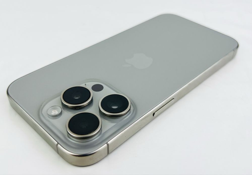 Apple iPhone 15 Pro 128GB Natural Titanium Перфектен! Гаранция!