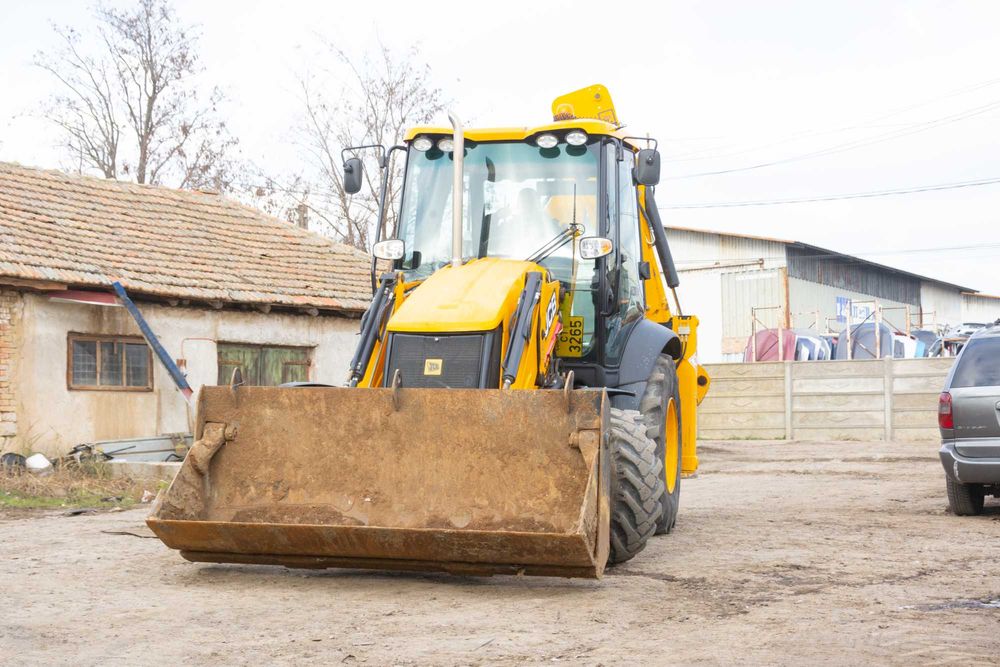 Închiriere Buldoexcavator JCB 3CX/Închiriez Buldo-excavator Constanta