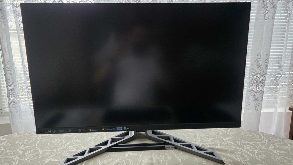 Lenovo Legion Y32p-30 – 32" 4K 144Hz HDR
