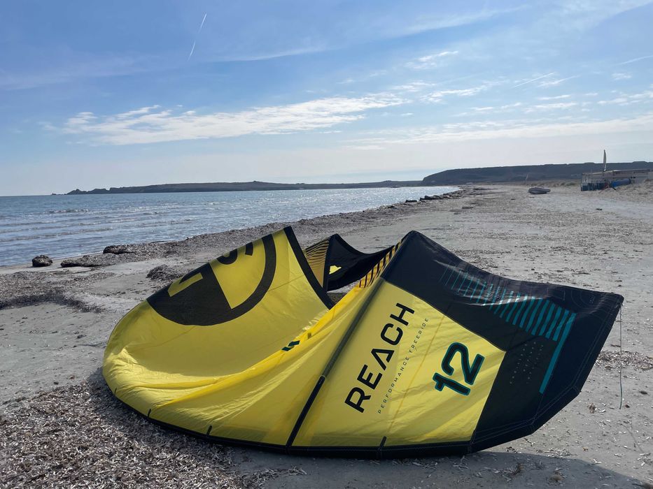 North Reach Kites + Navigator Bar