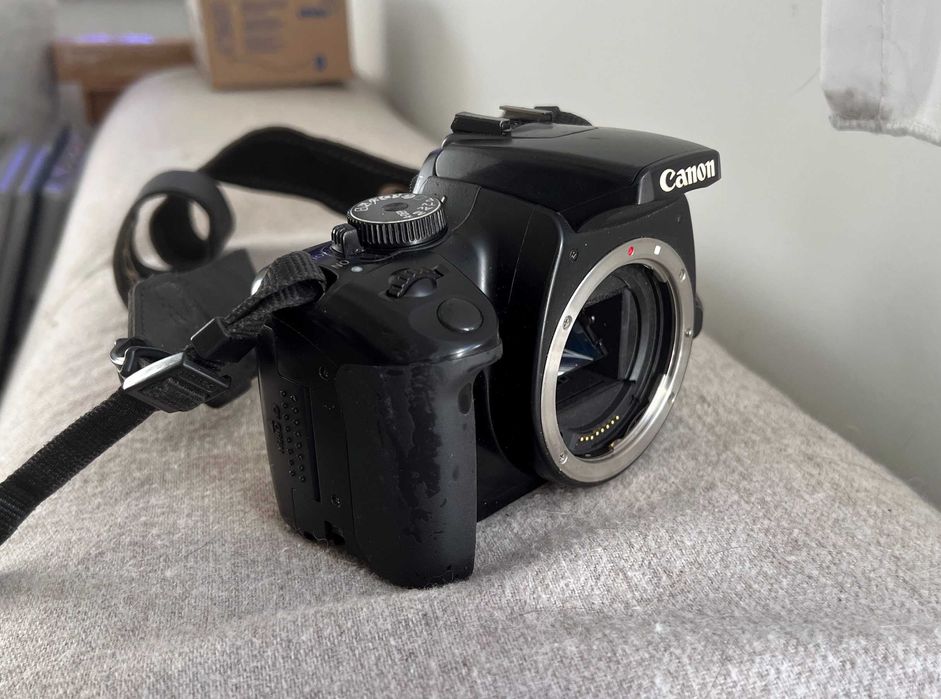 Canon EOS 400D body defect, eroare Err99, lipsa capac baterie