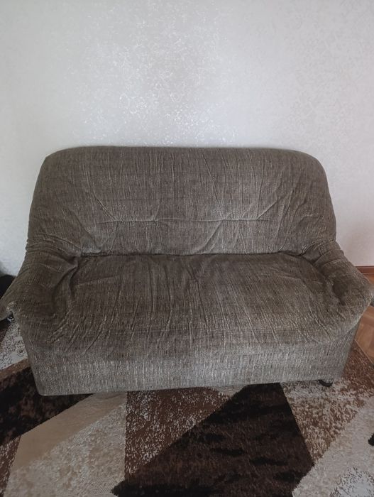 Даром диван и кресло