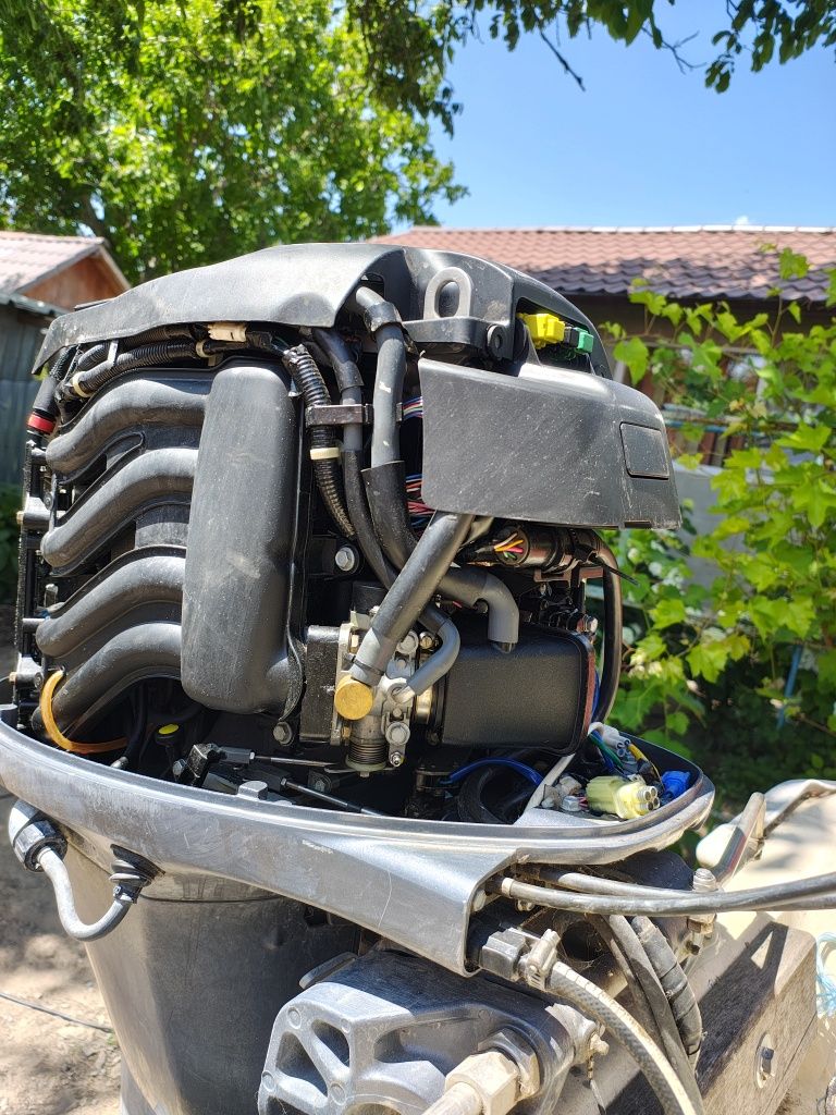 Vând corsar 630 cu motor Yamaha de 70 cp
