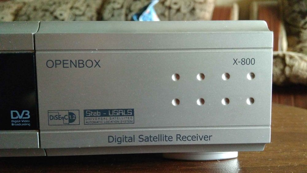 Спутниковый ресивер Openbox X-800