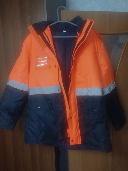 Обмен или продам зимнюю спец.одежду