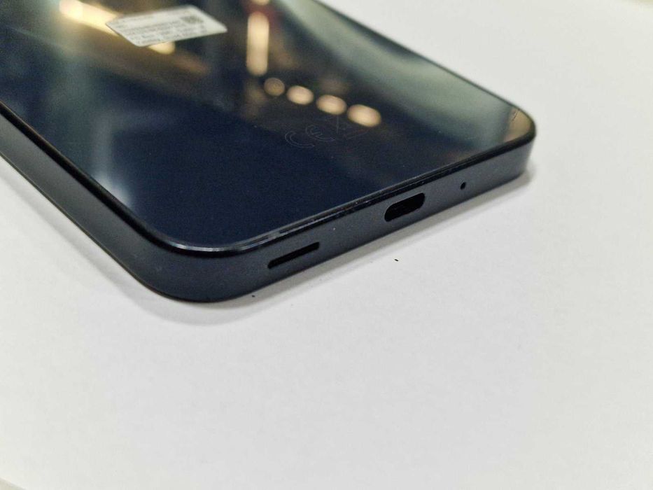 Samsung Galaxy A16 5G 128GB 4GB RAM Dual / пукнат дисплей