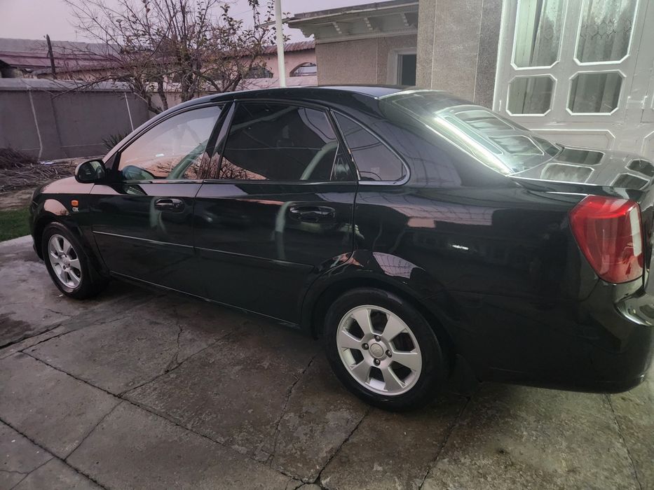 Lasetti 2009 jentra qilingan