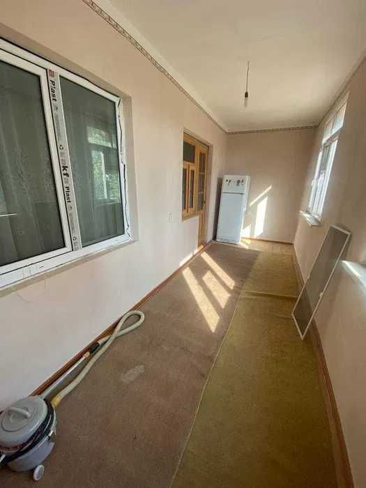 Продаётся 2-комнатная квартира на Куйлюк массив - 5!