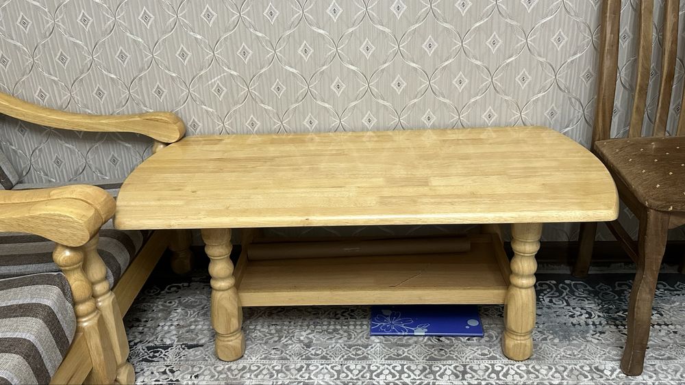 Диван и кресло из дерева