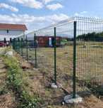 Construim garduri și porți