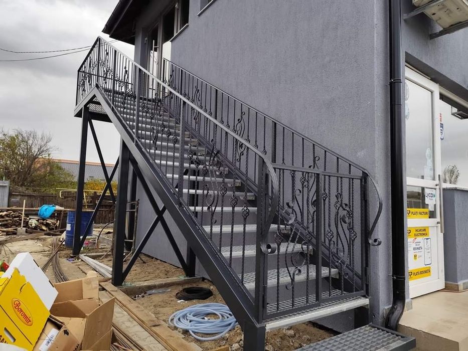 Scări metalice galvanizate la orice demisiune asiguram transport ori u