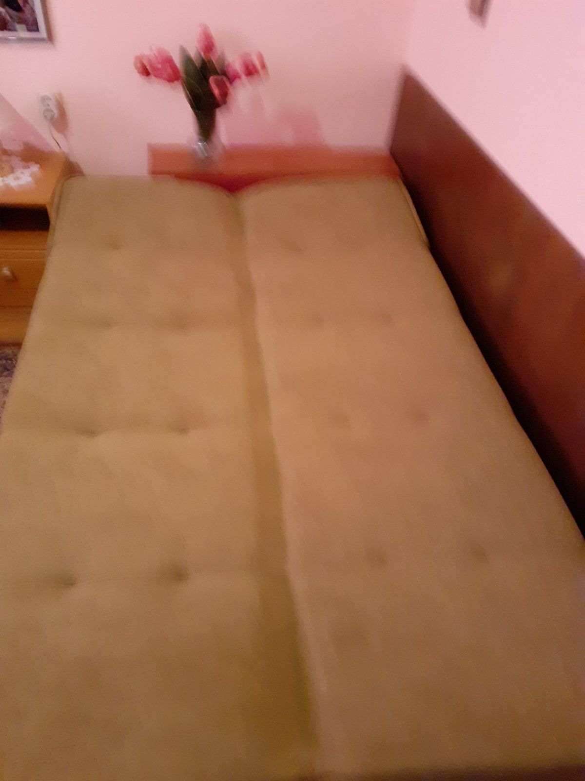 Разтегателен диван с ракла