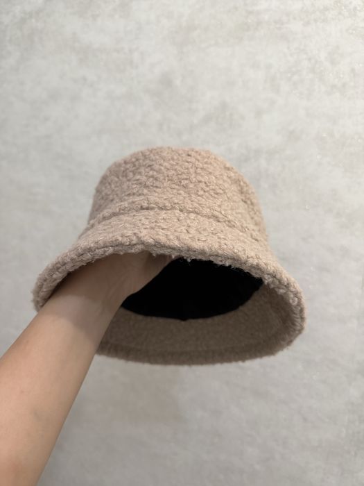 Продаю зимнюю панаму-шапку