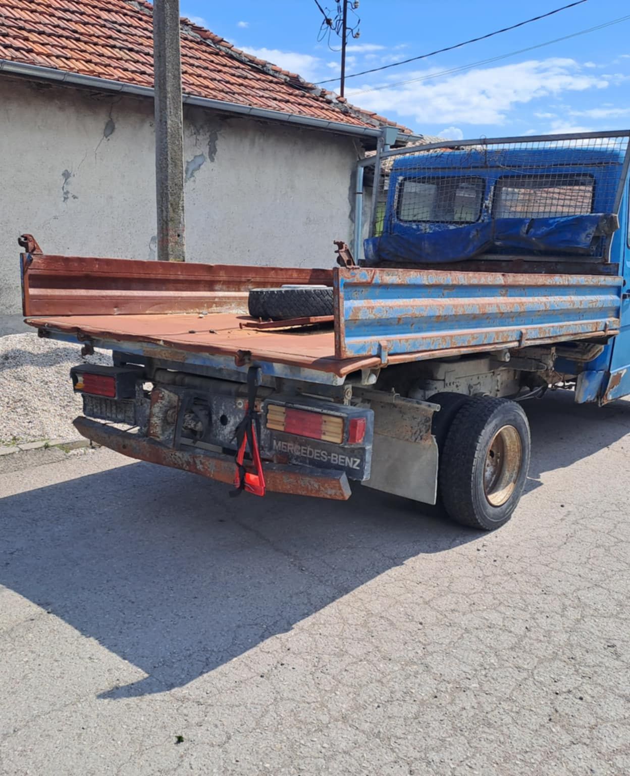 Самосвална уредба Дължина 3,20см.