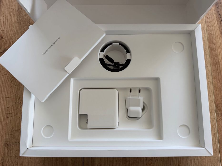 НОВ MacBook Pro 14" M4 PRO Chip 14-CPU/ 20-GPU/ 48GB RAM/ 1TB SSD ГАРАНЦИЯ 2.2028г APPLE CARE+ — миниатюра 2