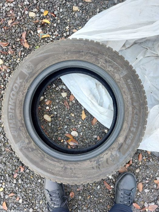Vand 8 cauciucuri 165/70/14