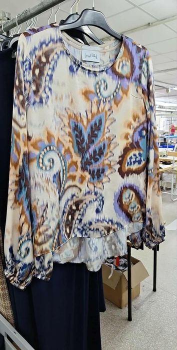 Блуза сатен 38 номер