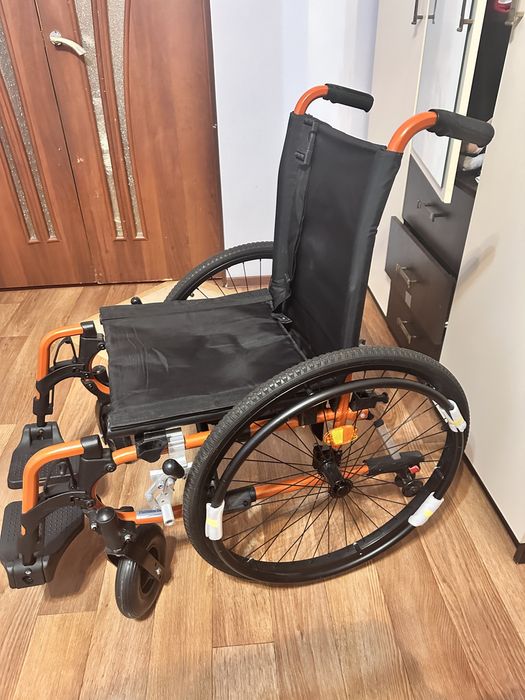 Коляска инвалидная