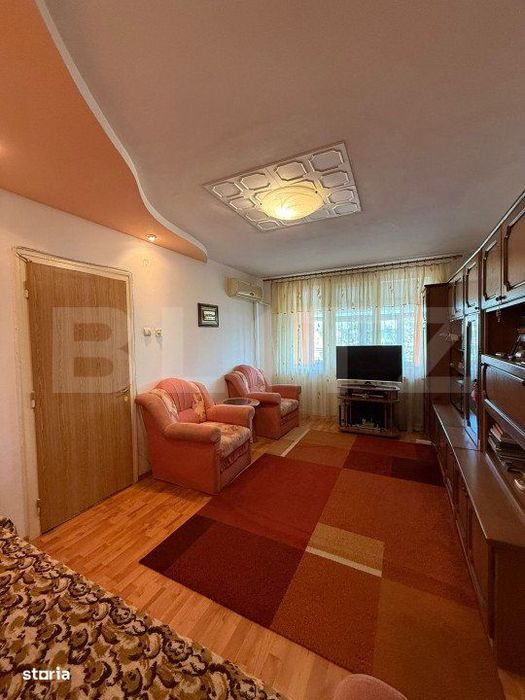Apartament 2 camere, 50 mp, semidecomandat, zona Grivita