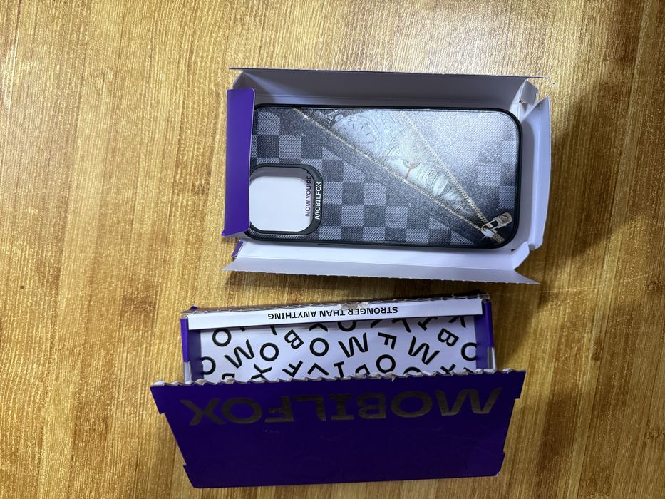 Vand  Mobilfox IPhone 16 PRO MAX!