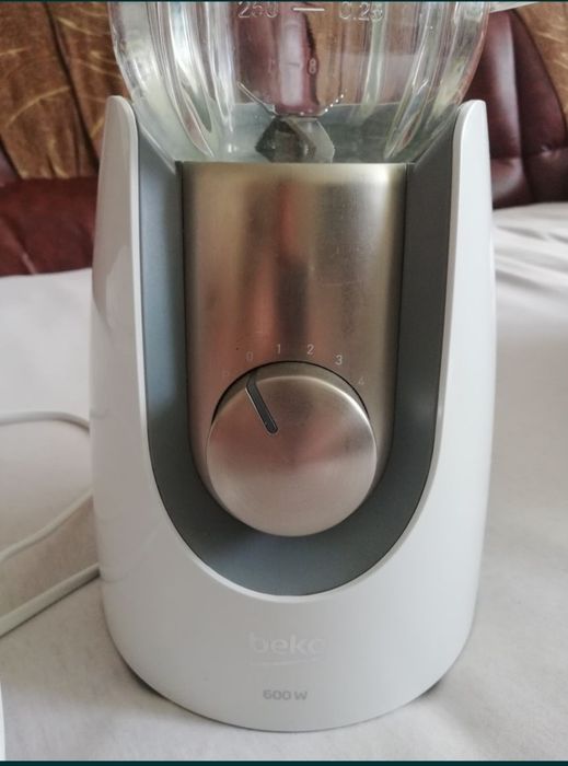 Blender BEKO ,600 W