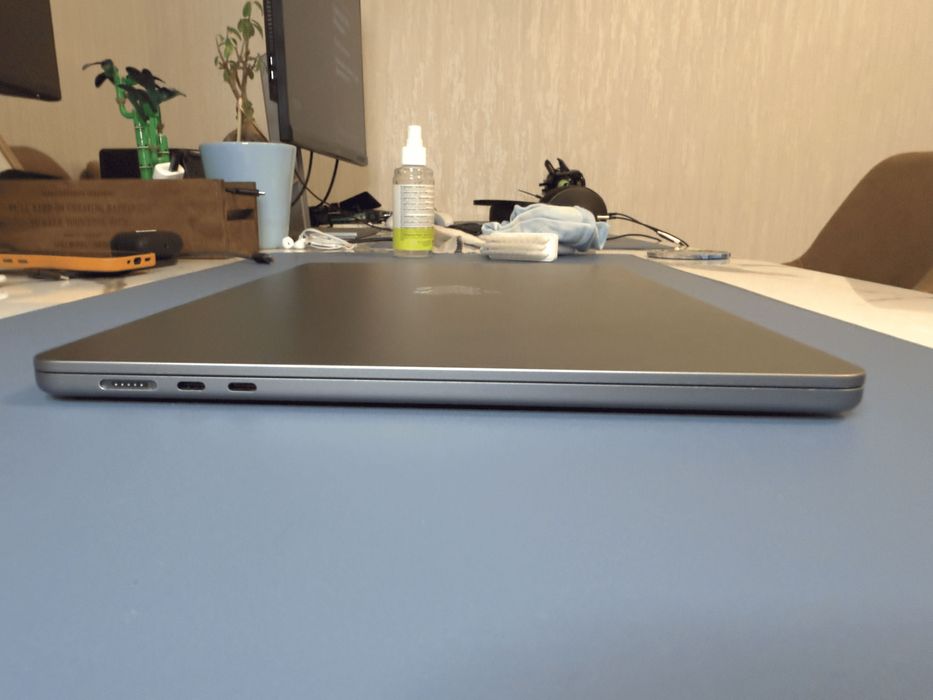 MacBook Air 15” M3 | 16GB RAM | 512GB SSD