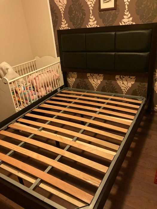 Dormitor / Pat / Somiera / Saltea / Noptiere Mobexpert