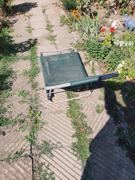 Сгъваем  шезлонг