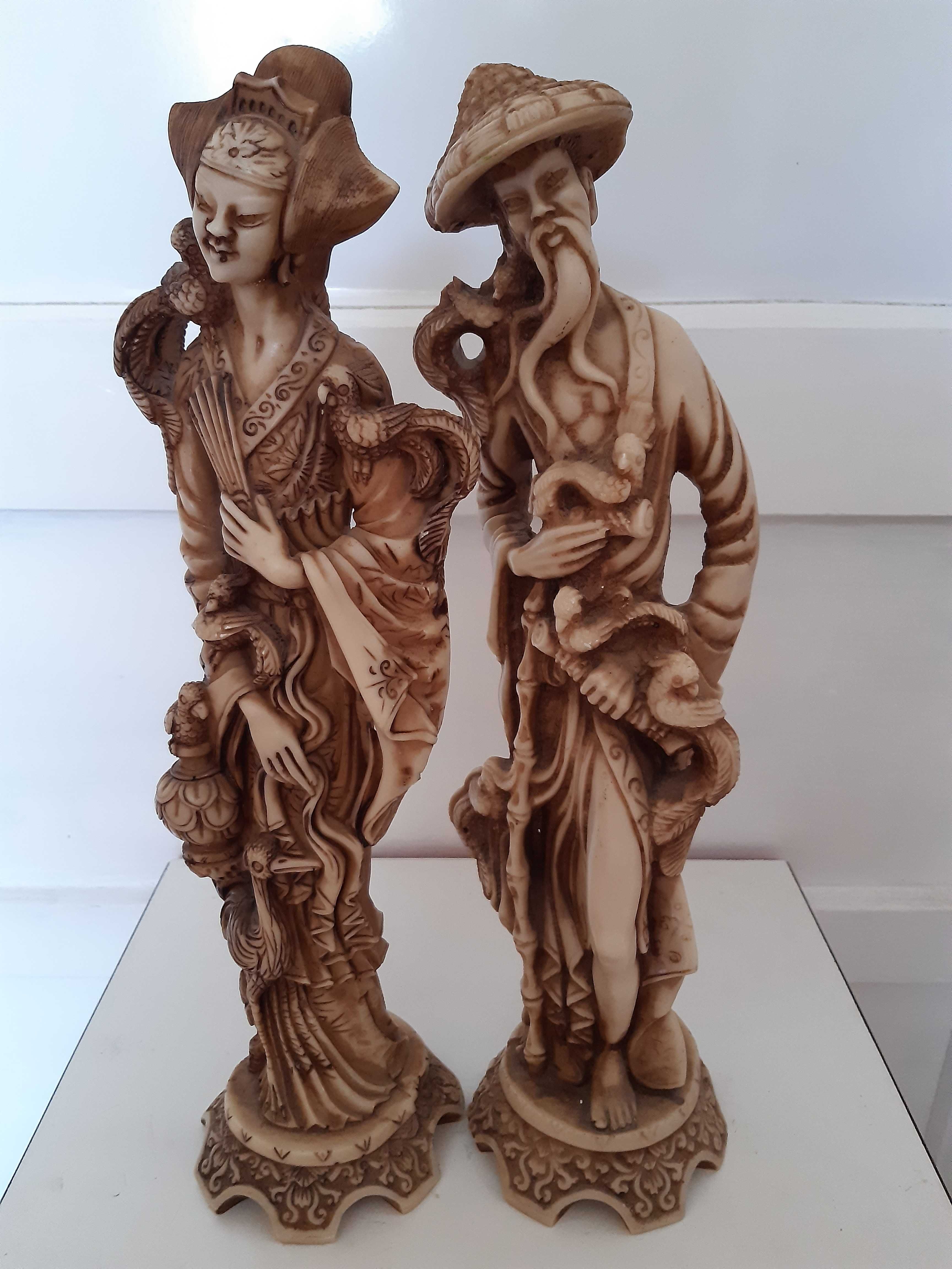 Statuete cuplu, din rasina compozit, inaltime 38cm si 2,980 kg
